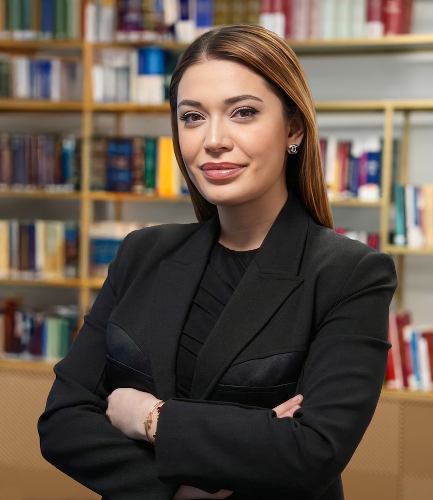Selen Urgan photo
