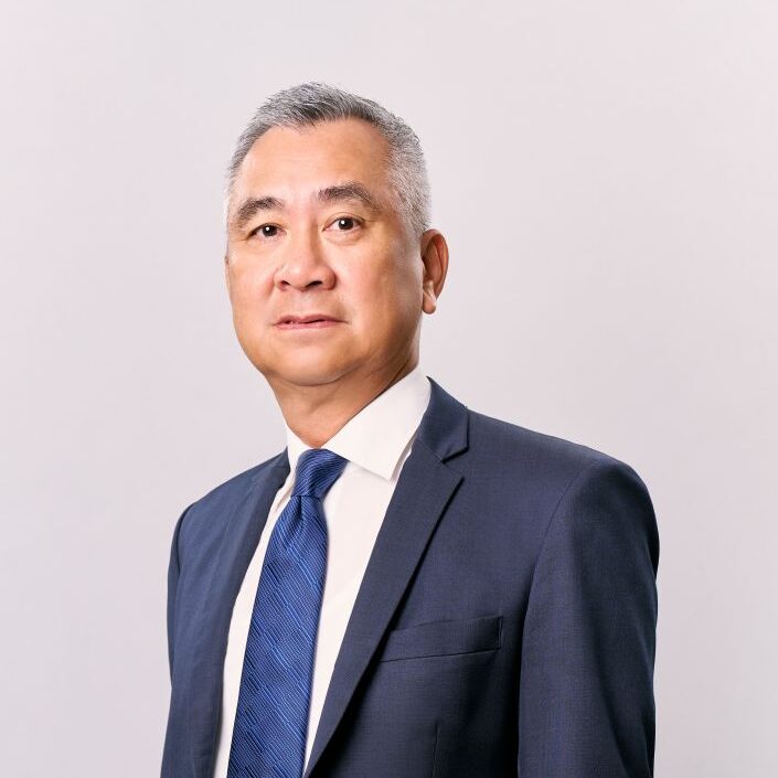 Weerayuth Sajjaphanroj photo