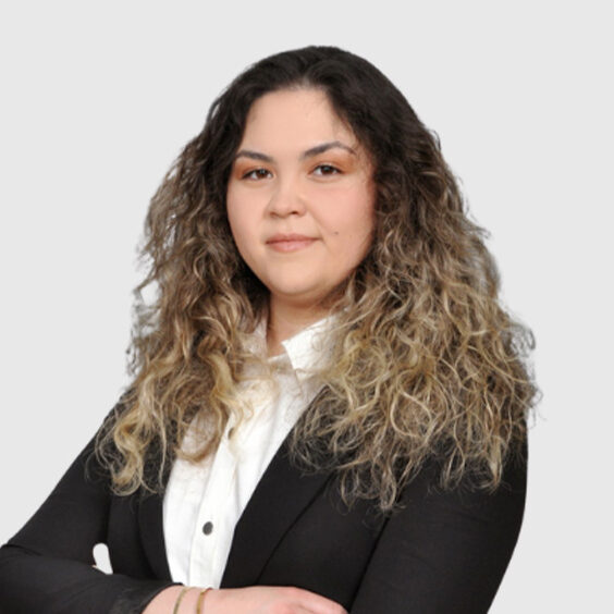 Ayşe Dişçi photo