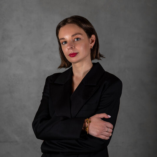 Nina Tsaturova photo