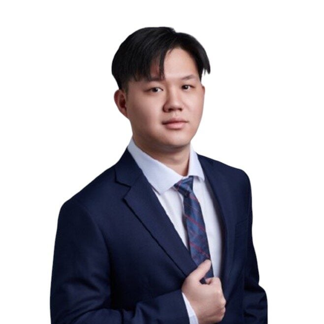 Tatpong Senjuntichai photo
