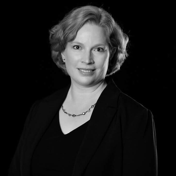 Ane Vernon photo
