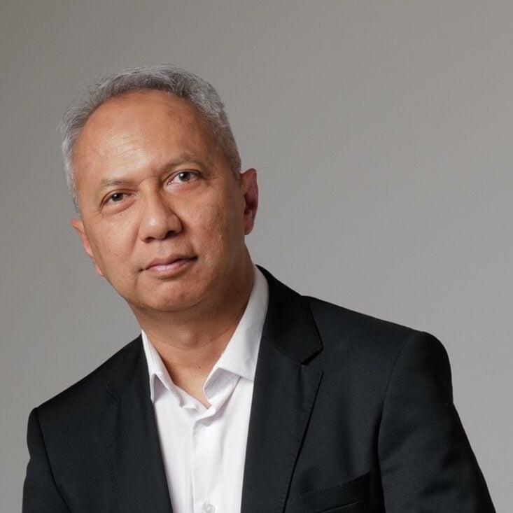 Yuni Rusdinar photo