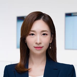 Claire (Mi-Jin) Kim photo