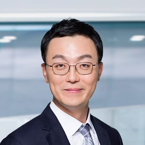 Jong-Uk Lee photo