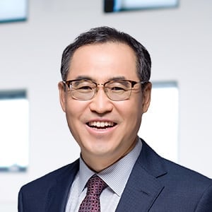 Yong-Sung Lee photo