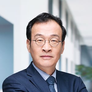 Yong Ho Kim photo