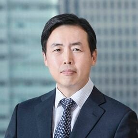 Sang Woo Lee photo
