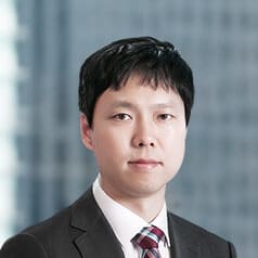 Tae Hyuk Ko photo