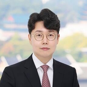 Jung-Il Han photo