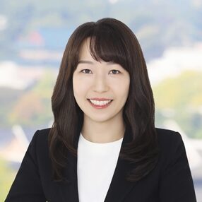 Sang Mi Baek photo