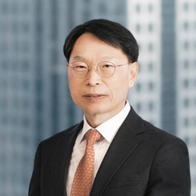 Dong Shik Choi photo