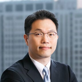Seung Hwan (Miles) Chung photo