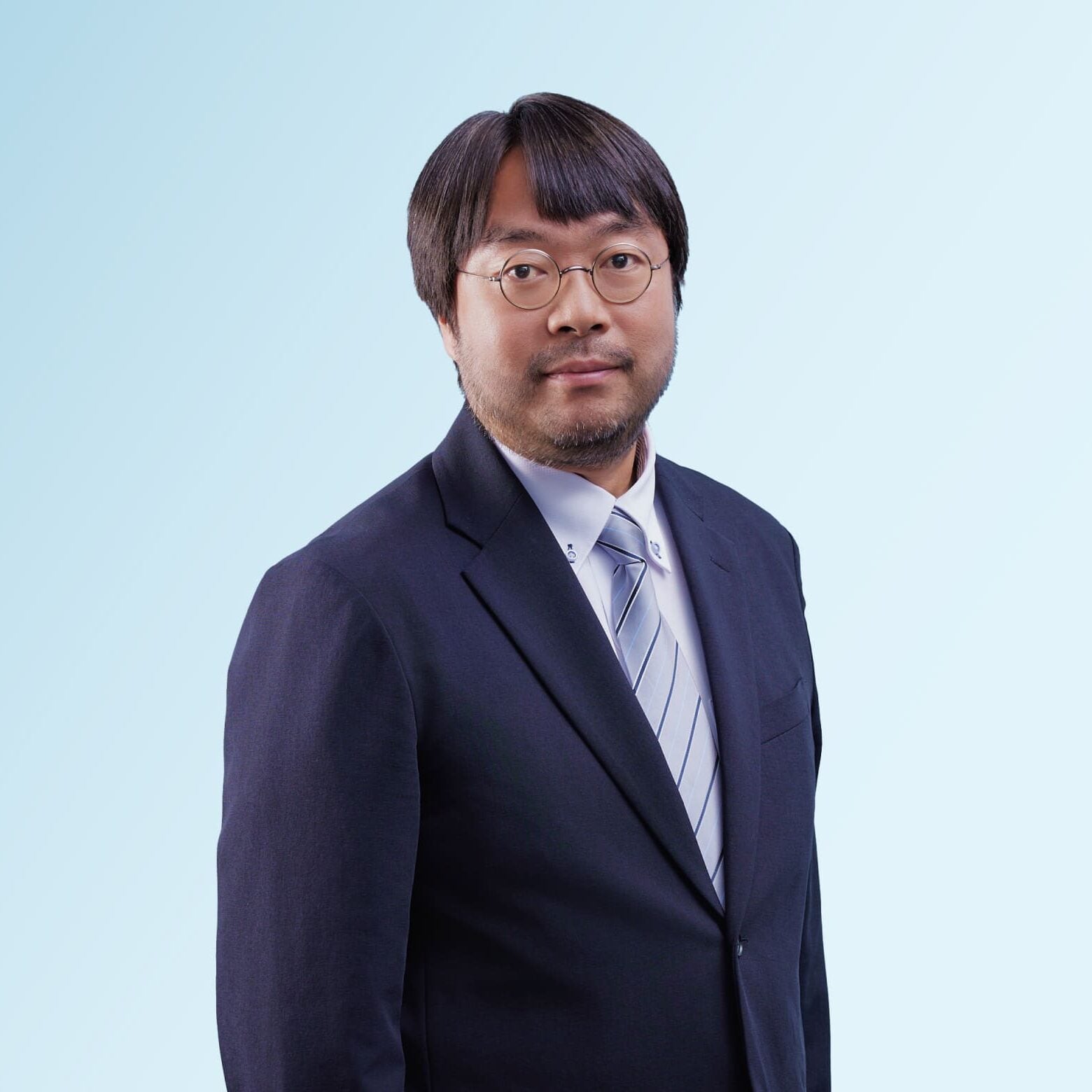 Akihito Miyake photo