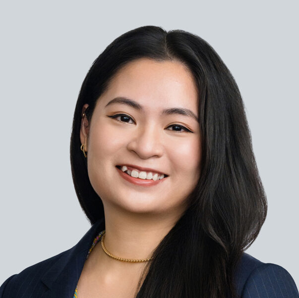 Linh Trang Hoang photo