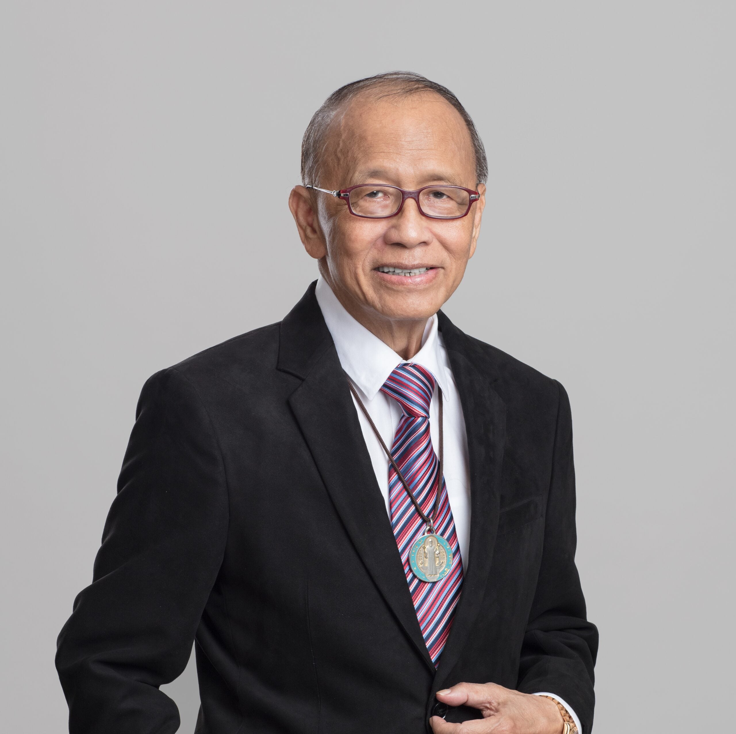 Avelino V. Cruz photo