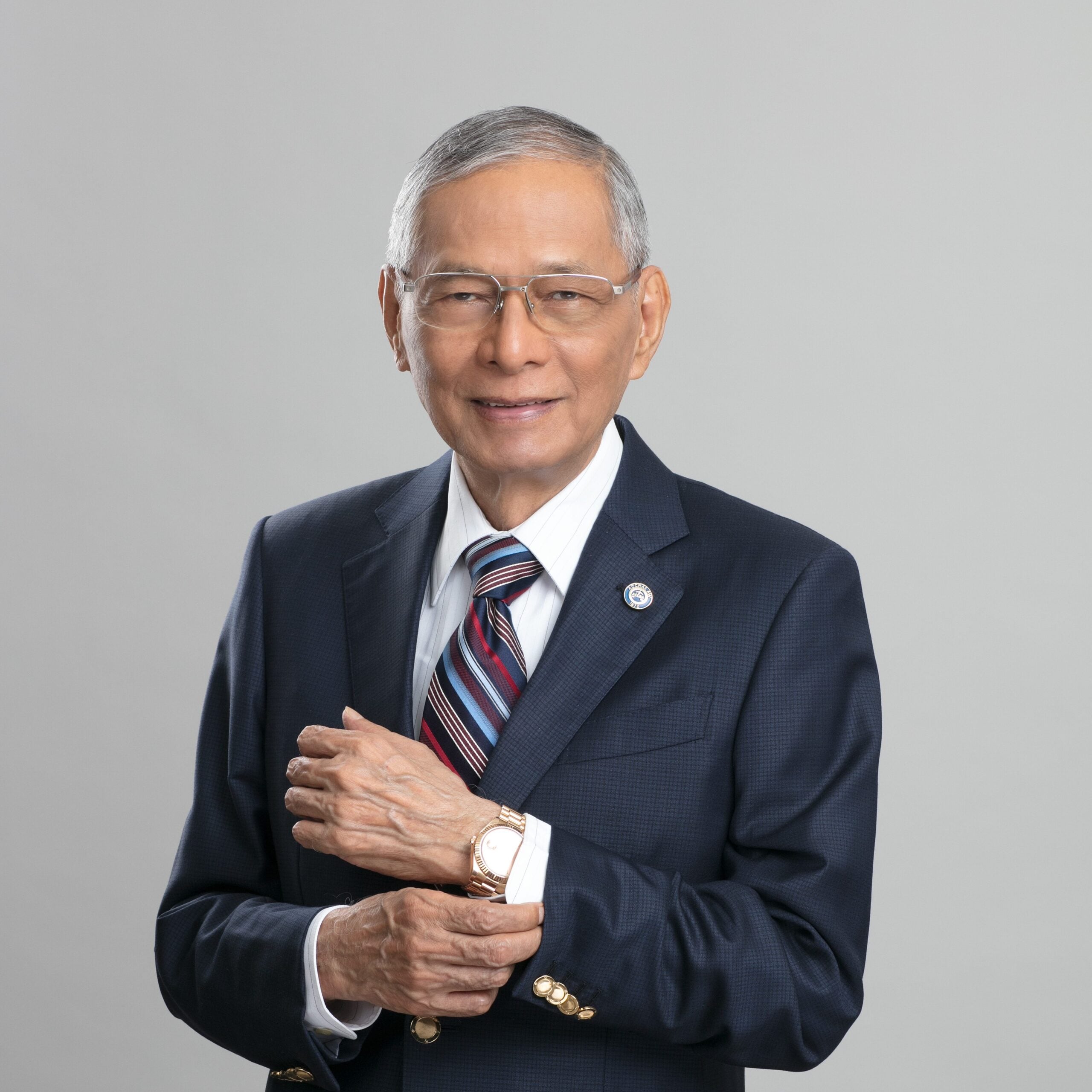 Victor P. Lazatin photo