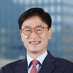 Jongbaek Park photo