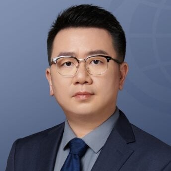 Yi Wang photo