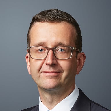 Simon Johnson photo
