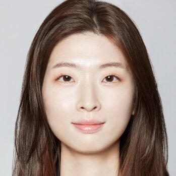 Christine Jisoo YOO photo