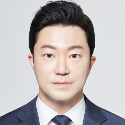 Junghwan (Justin) Maeng photo