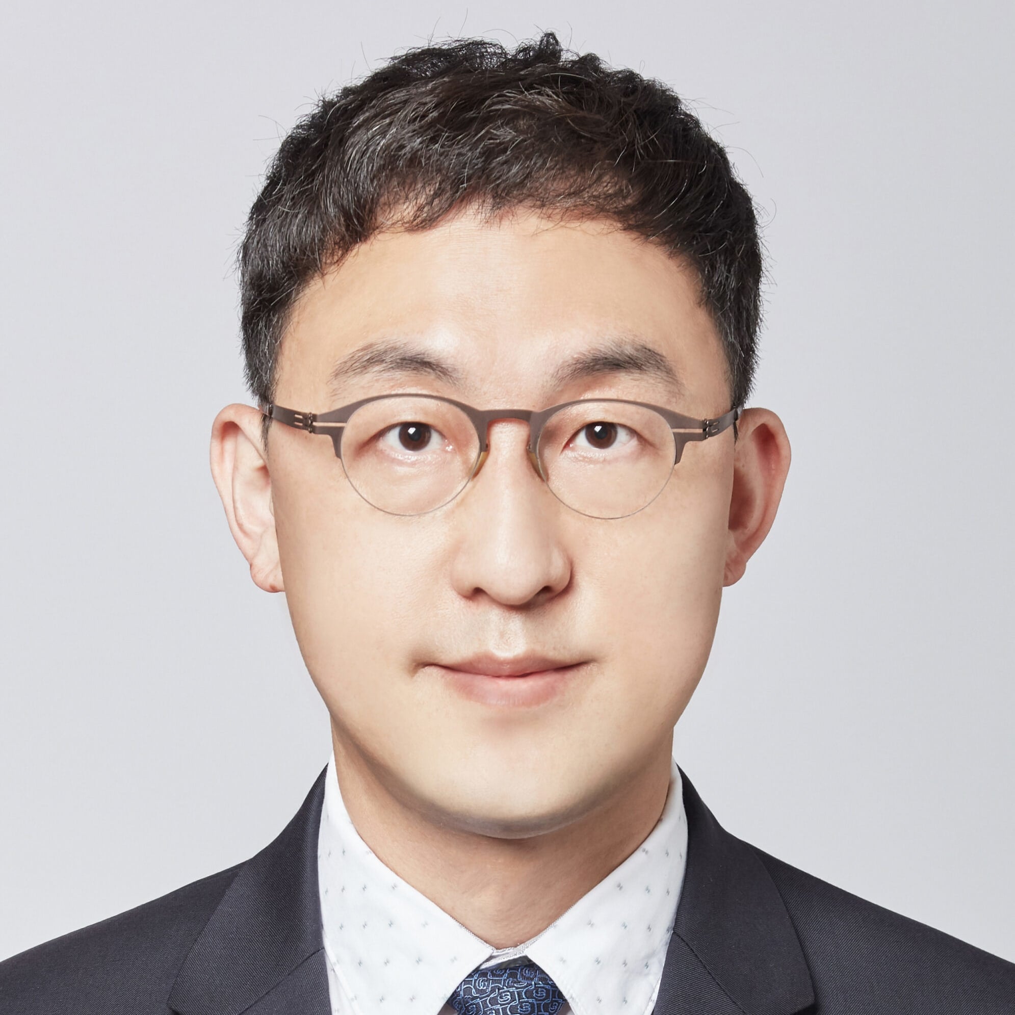 Hee Woong Kim photo
