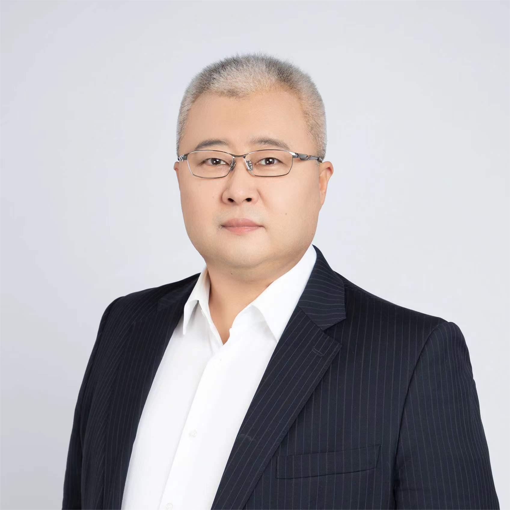 Rui Feng photo