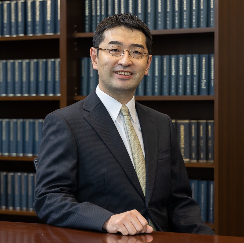 Hiroshi Iida photo