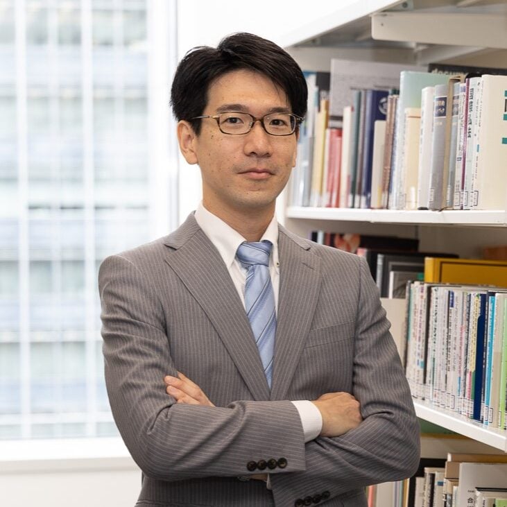 Takuya Uenishi photo