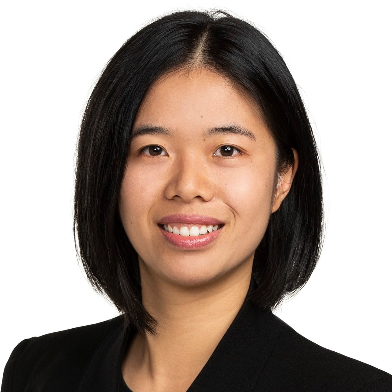 Stephanie Lee photo