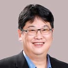 Li-Pu Lee photo
