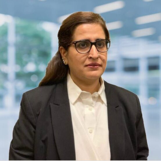 Amna Warsi photo