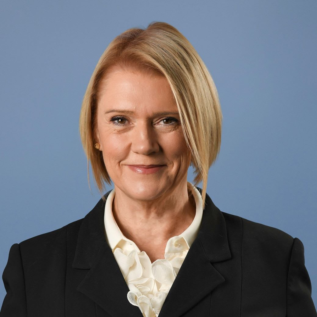 Loretta Reynolds photo