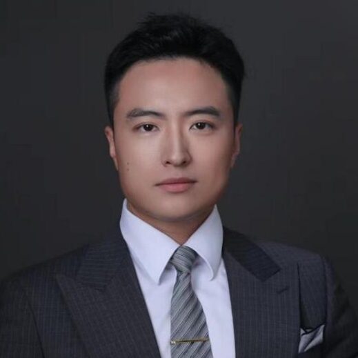 Yizhou Huang photo