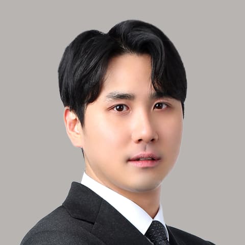Joon Keun Yoo photo