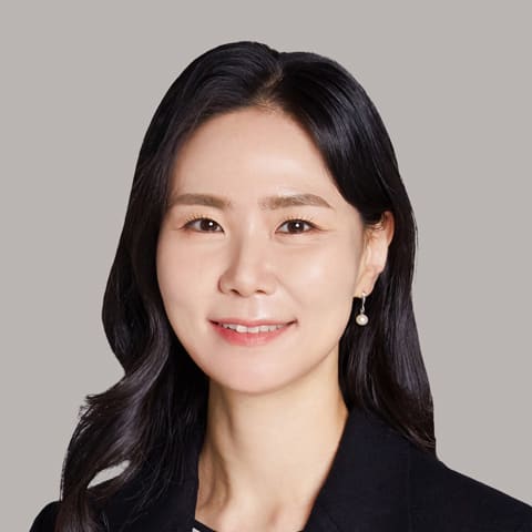 You Lee Jung photo