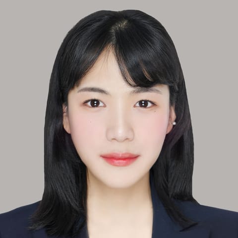 Hyunjin Cho photo