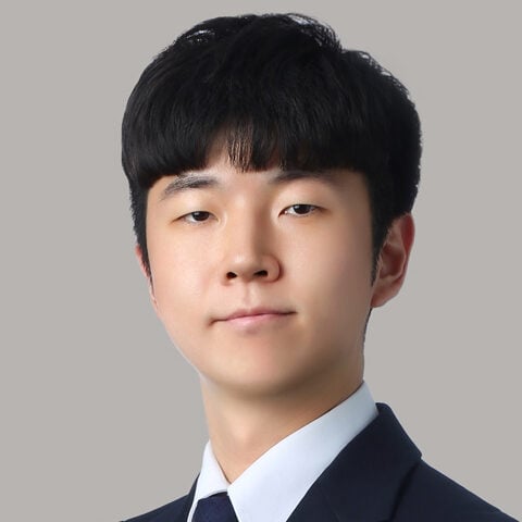Gi Hyun Song photo