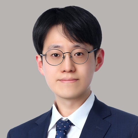 Hee Seok Jung photo