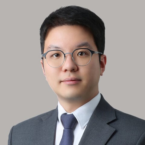 Shin Hyung Lee photo