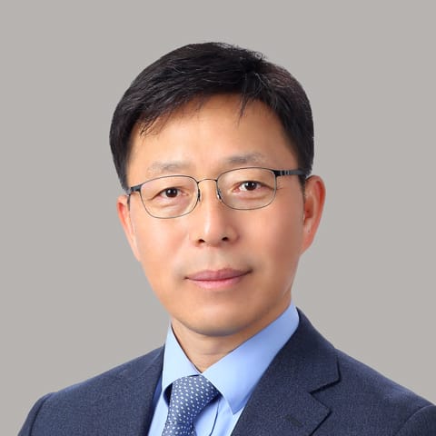 Sang Bong Lee photo