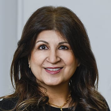 Meena Gupta photo