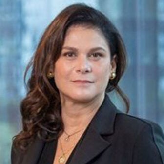 Renata Sanches photo
