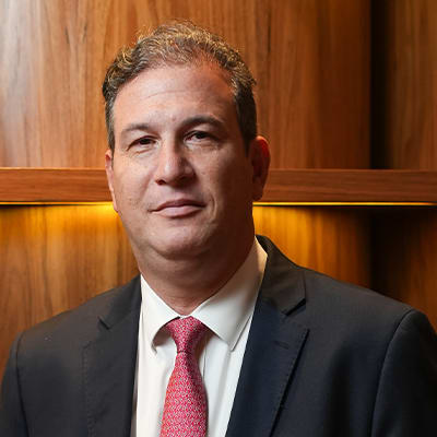 Julio Oliveira photo