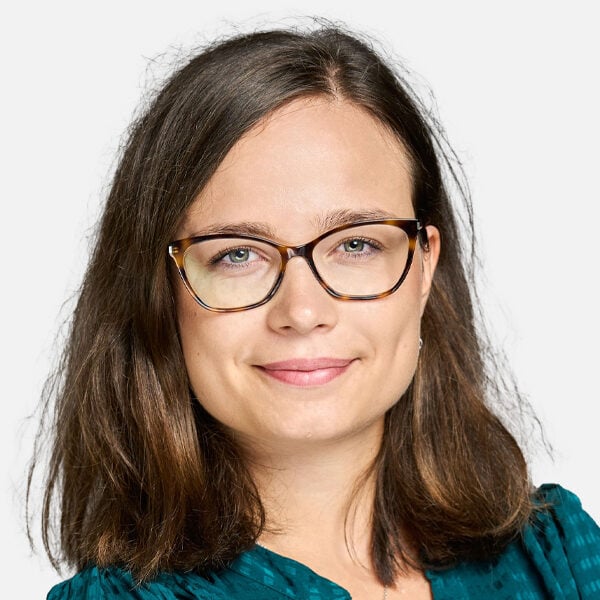 Caroline Serbanescu photo