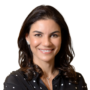 Paula Vieira photo