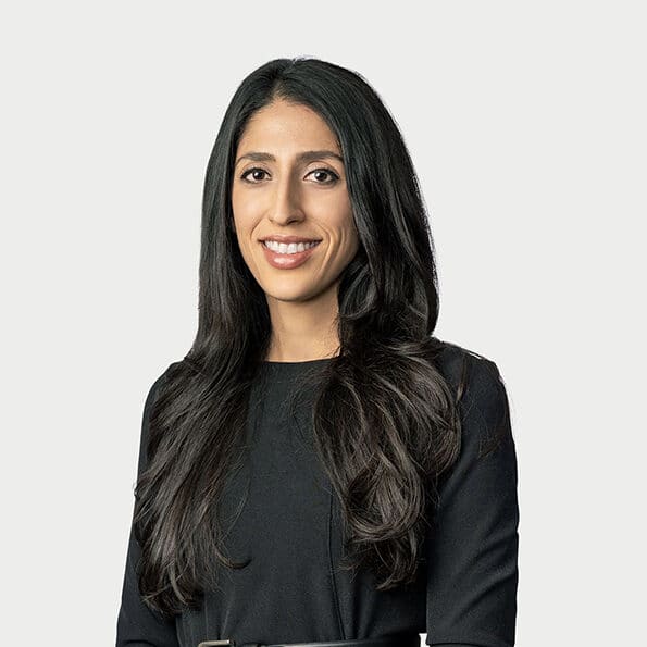 Sara Ghalandari photo