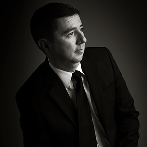 Eric Romero photo
