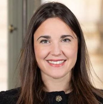 Claire Pauly photo